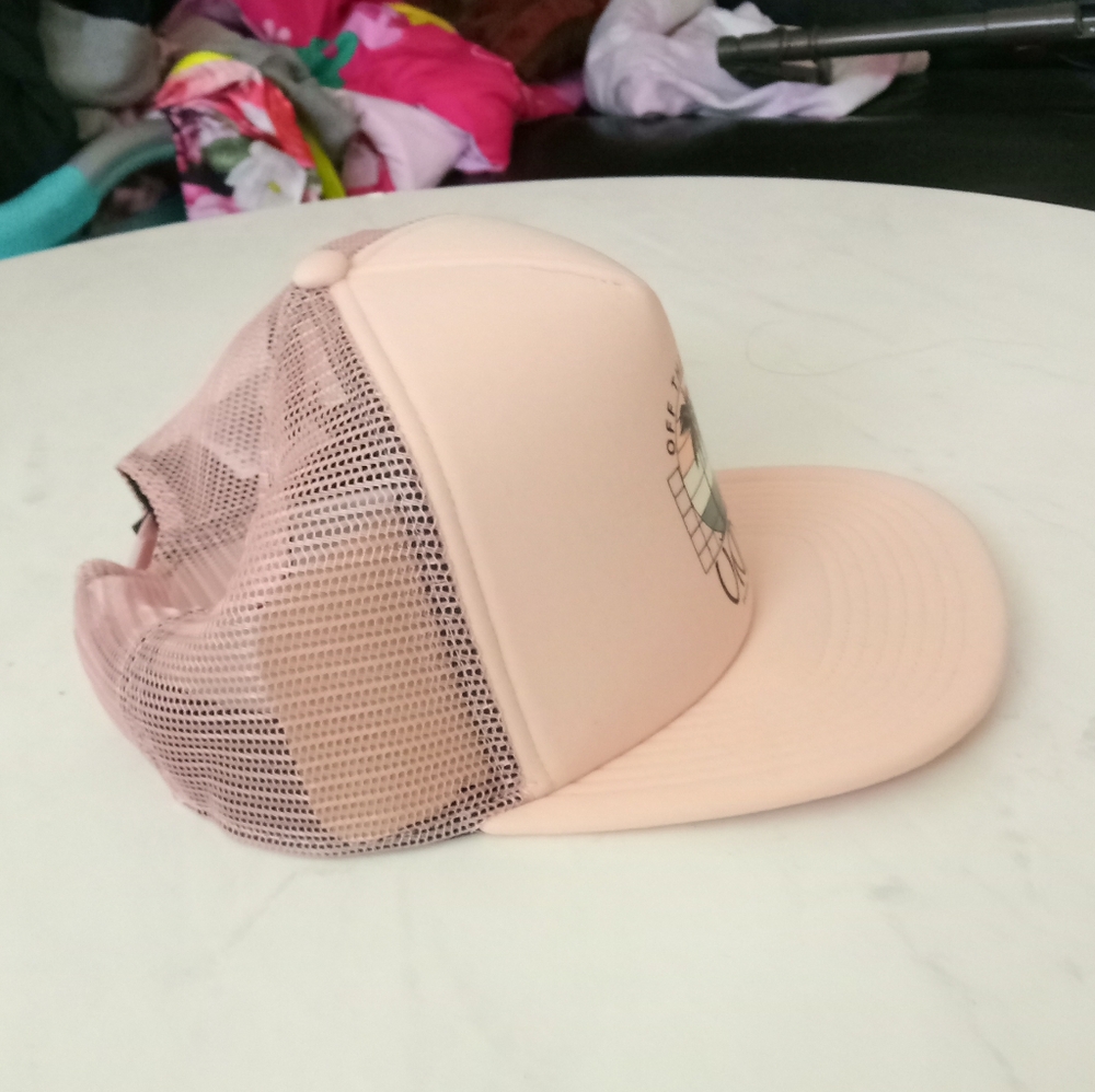 Pink Vans Snapback - Picture 3 of 4